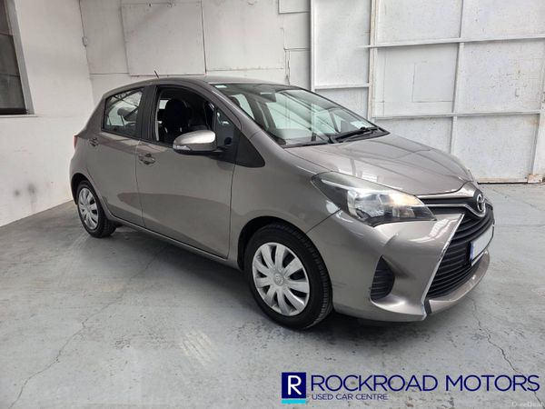 Toyota Yaris Hatchback, Petrol, 2015, Beige