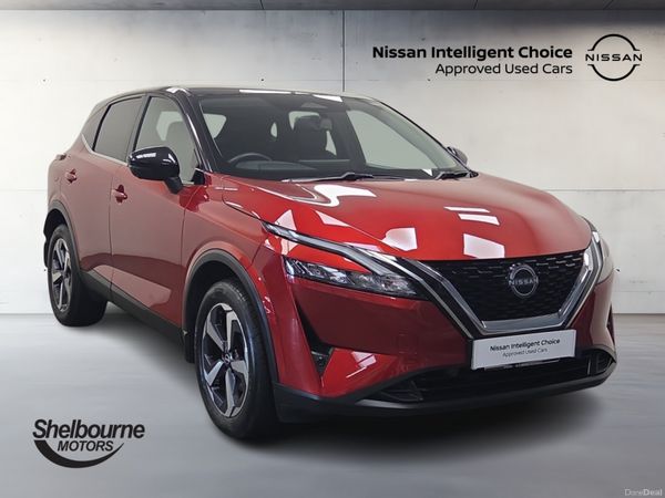 Nissan Qashqai Hatchback, Petrol, 2023, Red