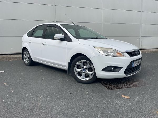 Ford Focus Hatchback, Diesel, 2011, White