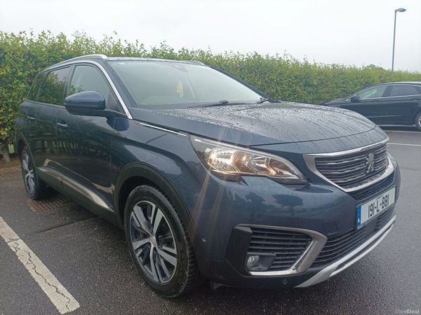 Peugeot 5008 MPV, Diesel, 2019, Blue