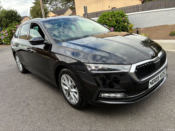 Skoda Octavia Estate, Diesel, 2023, Black