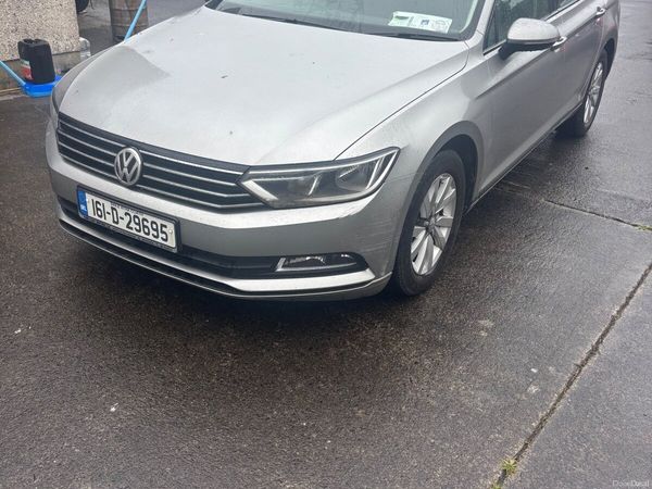 Volkswagen Passat Saloon, Diesel, 2016, Silver