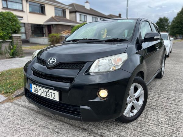 Toyota Urban Cruiser SUV, Petrol, 2009, Black