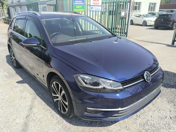 Volkswagen Golf Estate, Petrol, 2020, Blue