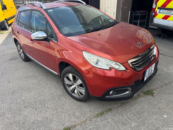 Peugeot 2008 SUV, Petrol, 2015, Orange