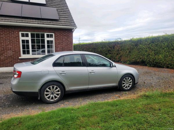 Volkswagen Jetta Saloon, Diesel, 2008, Silver
