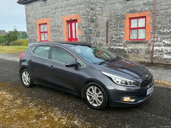 Kia Ceed Hatchback, Diesel, 2015, Silver