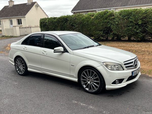 Mercedes-Benz C-Class Saloon, Diesel, 2010, White