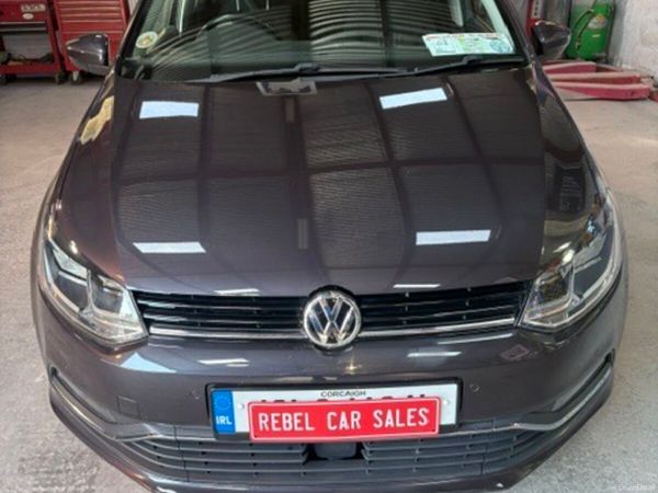 Volkswagen Polo Hatchback, Petrol, 2016, Grey