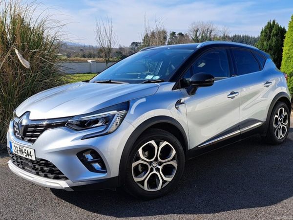 Renault Captur Hatchback, Petrol, 2021, Grey