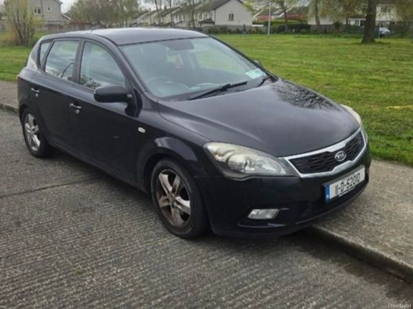 Kia Ceed Hatchback, Diesel, 2011, Black