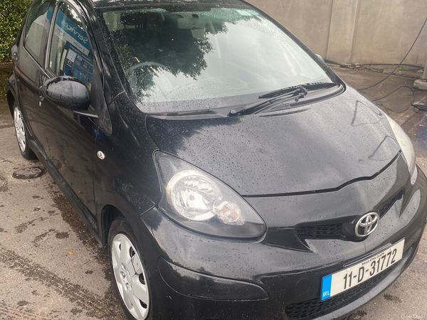 Toyota Aygo Hatchback, Petrol, 2011, Black