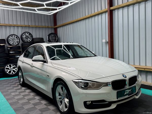 BMW 3-Series Saloon, Petrol, 2013, White