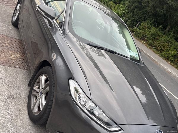 Ford Mondeo Hatchback, Petrol, 2016, Grey
