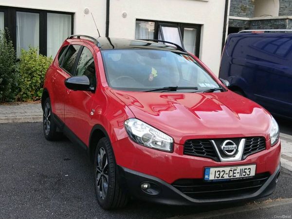 Nissan Qashqai+2 MPV, Diesel, 2013, Red