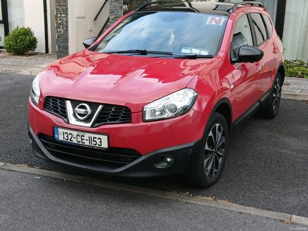 Nissan Qashqai+2 MPV, Diesel, 2013, Red