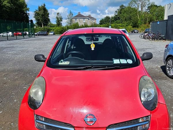 Nissan Micra Hatchback, Petrol, 2006, Red