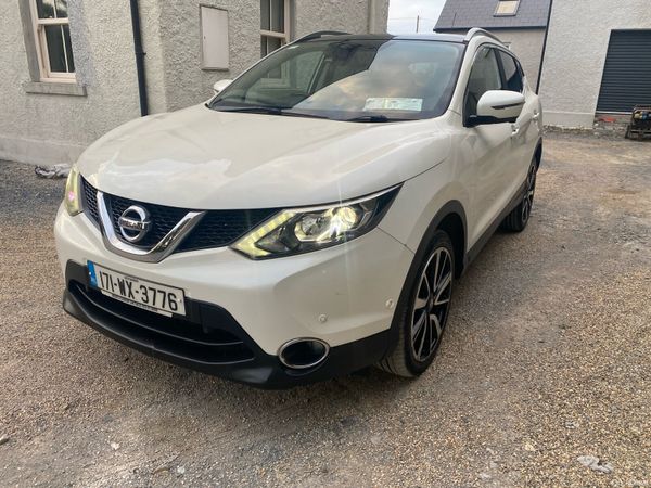 Nissan Qashqai SUV, Diesel, 2017, White