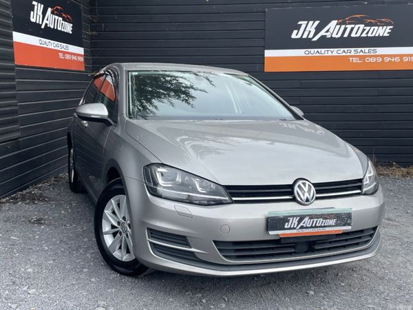 Volkswagen Golf Hatchback, Petrol, 2015, Silver
