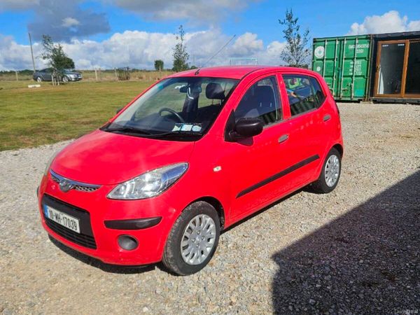 Hyundai i10 Hatchback, Petrol, 2010, Red