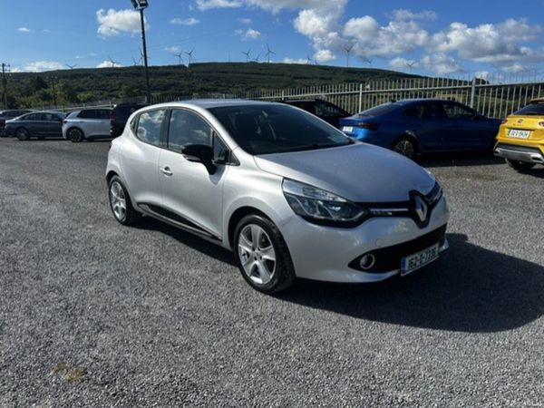 Renault Clio Hatchback, Petrol, 2016, Silver