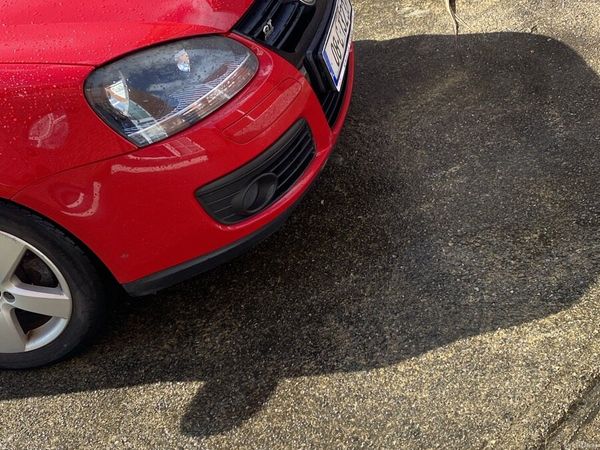 Volkswagen Golf Hatchback, Petrol, 2008, Red