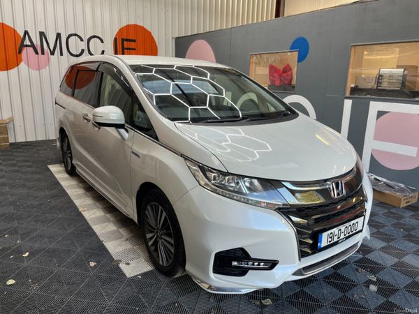 Honda Odyssey MPV, Petrol Hybrid, 2019, White