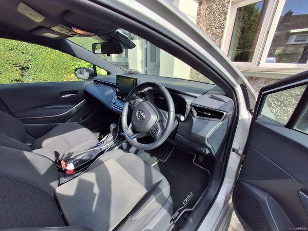 Toyota Corolla Hatchback, Petrol Hybrid, 2021, Grey