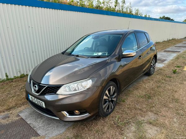 Nissan Pulsar Hatchback, Petrol, 2015, Beige