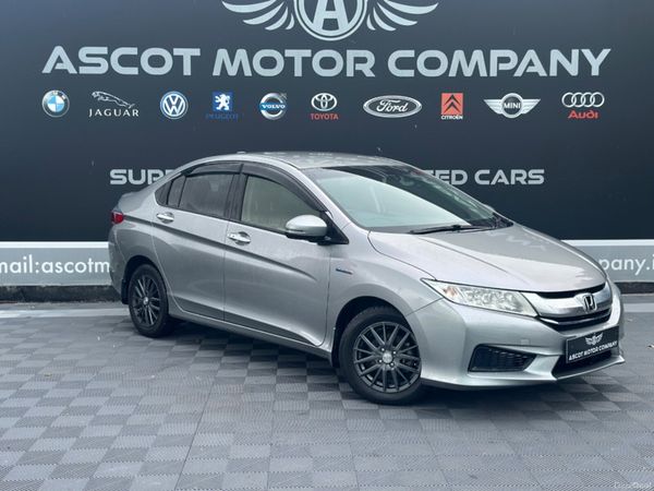 Honda Grace Hatchback, Petrol Hybrid, 2015, Grey