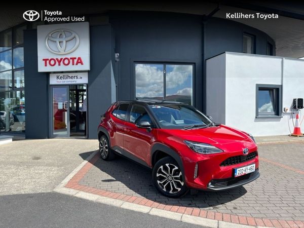Toyota Yaris Cross Hatchback, Petrol Hybrid, 2023, Red