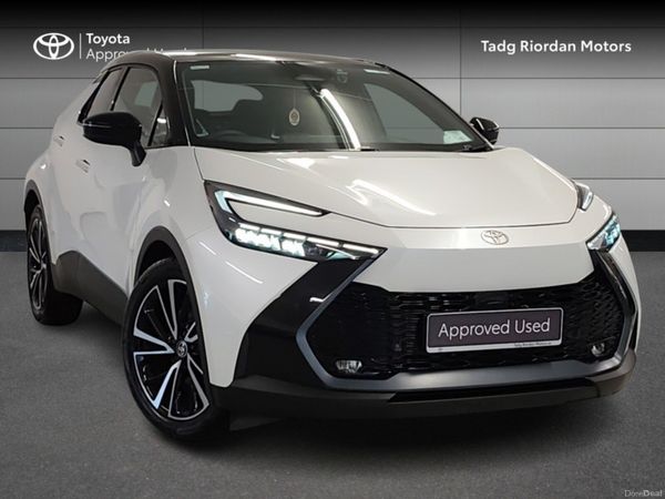 Toyota C-HR SUV, Petrol Hybrid, 2024, White