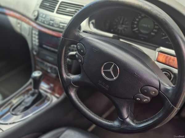 Mercedes-Benz E-Class Saloon, Petrol, 2006, Black