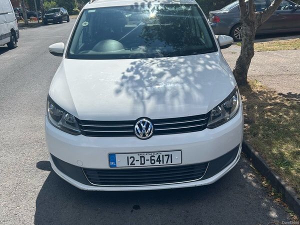Volkswagen Touran MPV, Petrol, 2012, White