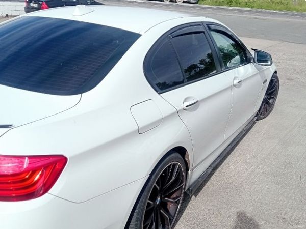 BMW 5-Series Saloon, Diesel, 2014, White