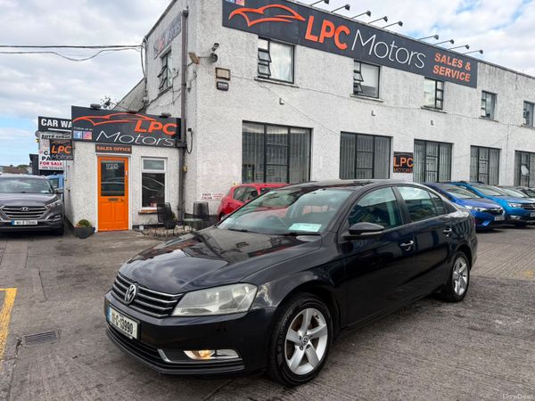 Volkswagen Passat Saloon, Diesel, 2011, Black