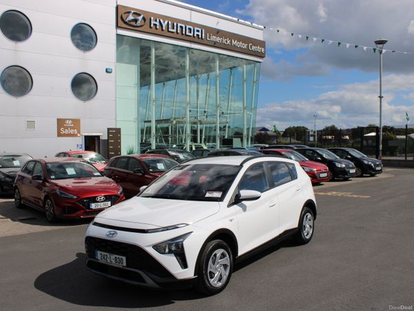 Hyundai Bayon Estate/Jeep, Petrol, 2024, White