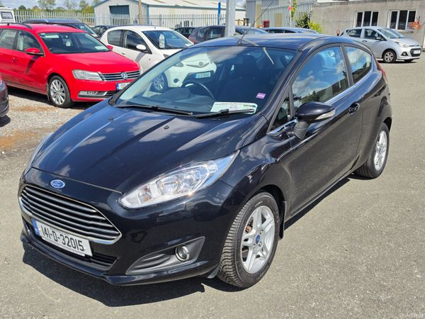 Ford Fiesta Hatchback, Petrol, 2014, Black