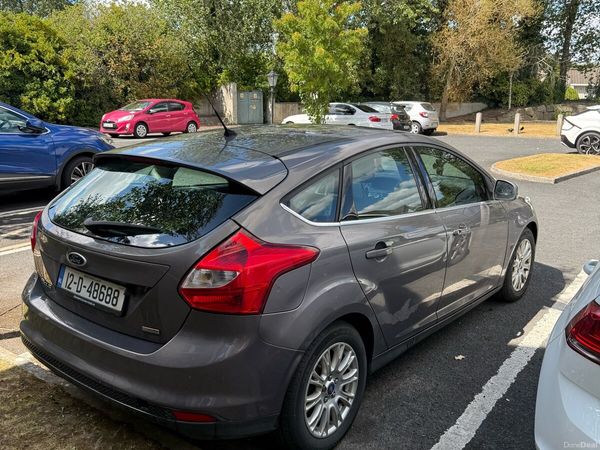 Ford Focus Hatchback, Diesel, 2012, Brown