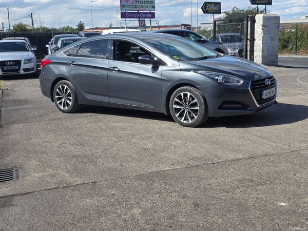 Hyundai i40 Saloon, Diesel, 2016, Grey