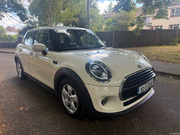 Mini Cooper Hatchback, Petrol, 2019, White