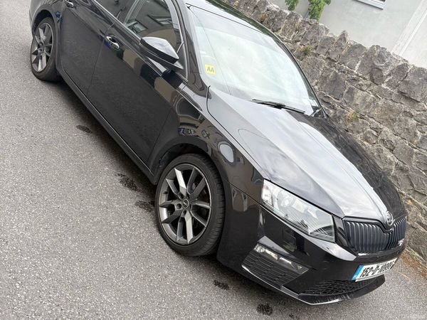 Skoda Octavia Saloon, Diesel, 2015, Black