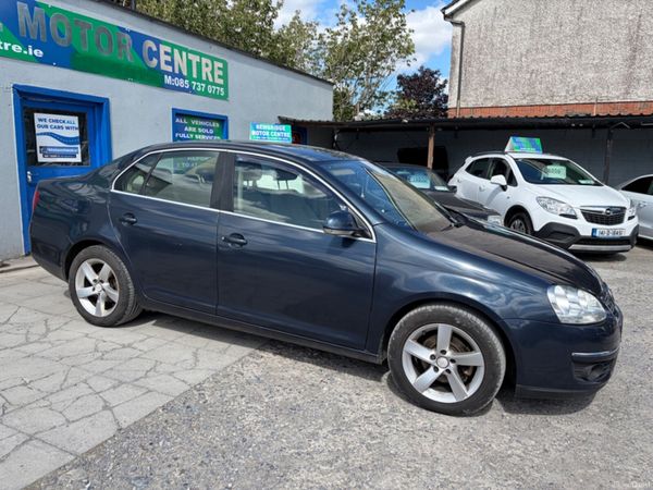 Volkswagen Jetta Saloon, Diesel, 2008, Blue