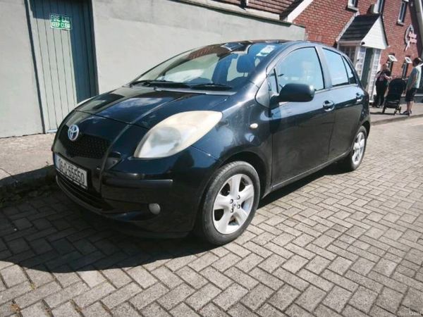 Toyota Yaris Hatchback, Petrol, 2006, Black