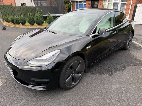 Tesla Model 3 Saloon, Electric, 2019, Black
