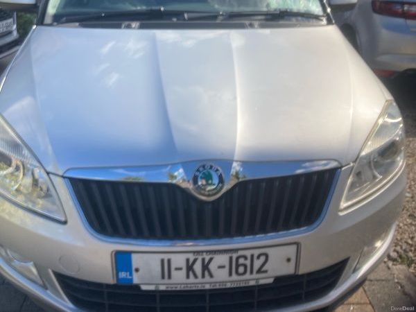 Skoda Fabia Hatchback, Petrol, 2011, Silver