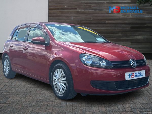 Volkswagen Golf Hatchback, Petrol, 2011, Red