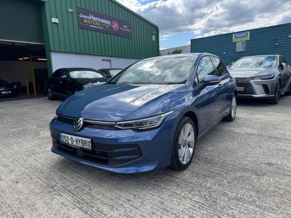 Volkswagen Golf Hatchback, Petrol Hybrid, 2025, Blue