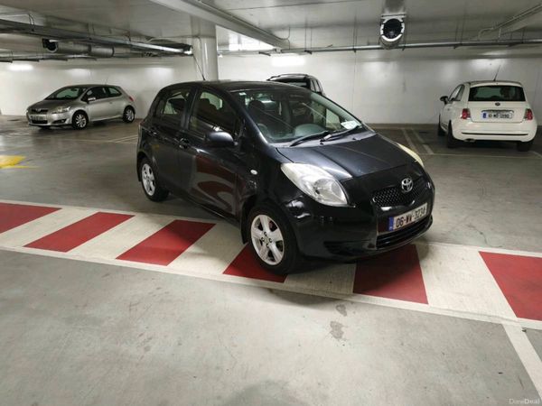 Toyota Yaris Hatchback, Petrol, 2006, Black