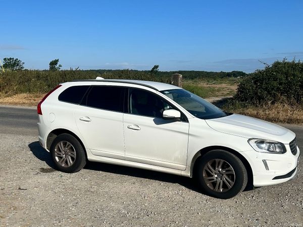 Volvo XC60 SUV, Diesel, 2016, White
